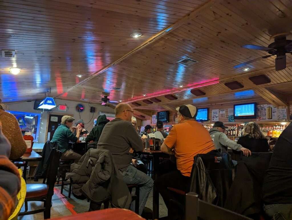 Nip’s Park Avenue Saloon photo 5